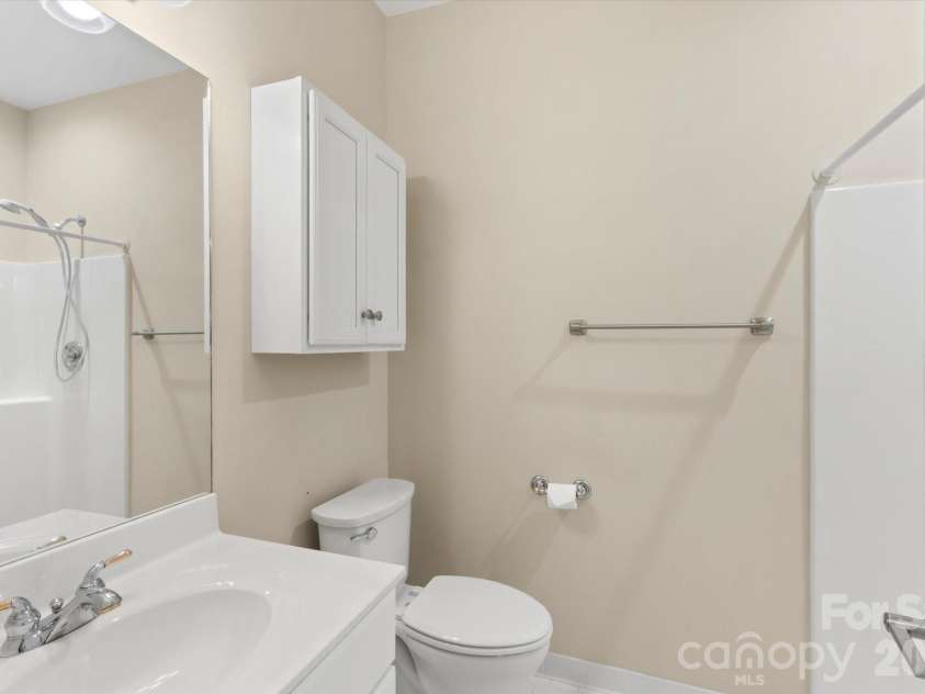 36 Sheffield Place, Brevard, NC 28712.  MLS# CAR4402157, YatesRealty ID 39626. 