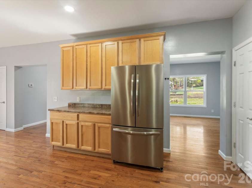 84 Poplar Street, Brevard, NC 28712.  MLS# CAR4403421, YatesRealty ID 39627. 