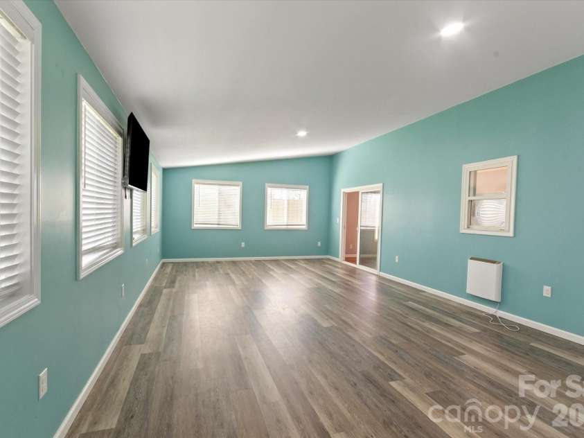 84 Poplar Street, Brevard, NC 28712.  MLS# CAR4403421, YatesRealty ID 39627. 