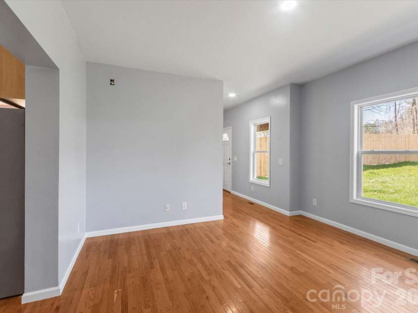 84 Poplar Street, Brevard, NC 28712.  MLS# CAR4403421, YatesRealty ID 39627. 