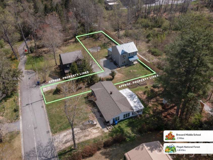 84 Poplar Street, Brevard, NC 28712.  MLS# CAR4403421, YatesRealty ID 39627. 