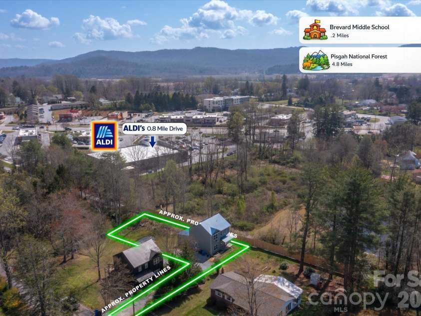 84 Poplar Street, Brevard, NC 28712.  MLS# CAR4403421, YatesRealty ID 39627. 
