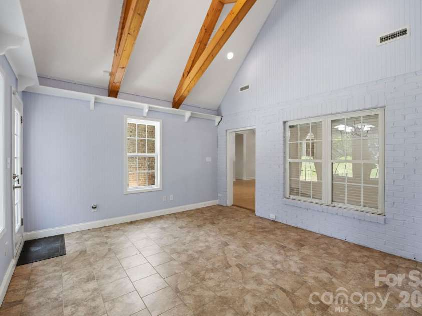 139 Spicewood Circle, Troutman, NC 28166.  MLS# CAR4405852, YatesRealty ID 39631. 