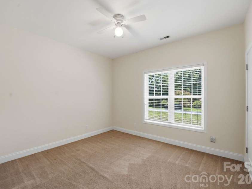 139 Spicewood Circle, Troutman, NC 28166.  MLS# CAR4405852, YatesRealty ID 39631. 