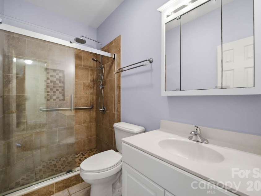 139 Spicewood Circle, Troutman, NC 28166.  MLS# CAR4405852, YatesRealty ID 39631. 