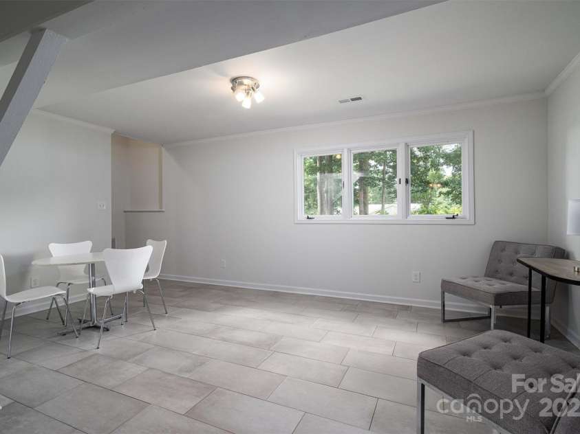 1934 Hickory Hills Drive, Denver, NC 28037.  MLS# CAR4209236, YatesRealty ID 3964. 