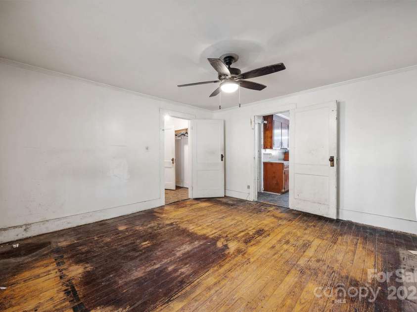 2012 Baton Rouge Road, Chester, SC 29706.  MLS# CAR4328649, YatesRealty ID 3964. 