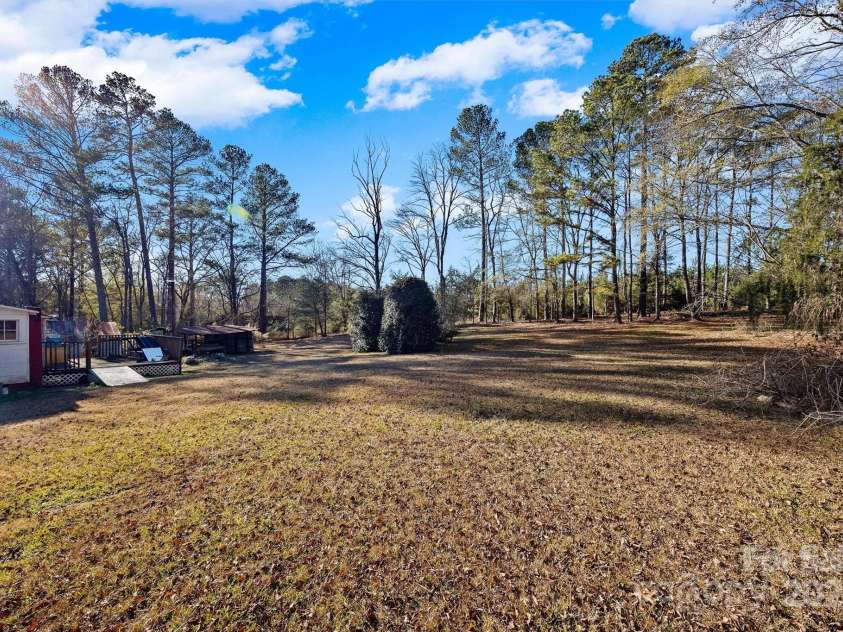 2012 Baton Rouge Road, Chester, SC 29706.  MLS# CAR4328649, YatesRealty ID 3964. 