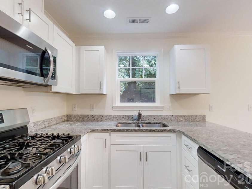 1017 Baldwin Commons Drive, Arden, NC 28704.  MLS# CAR4407131, YatesRealty ID 39643. 