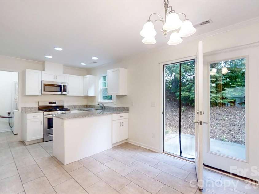 1017 Baldwin Commons Drive, Arden, NC 28704.  MLS# CAR4407131, YatesRealty ID 39643. 
