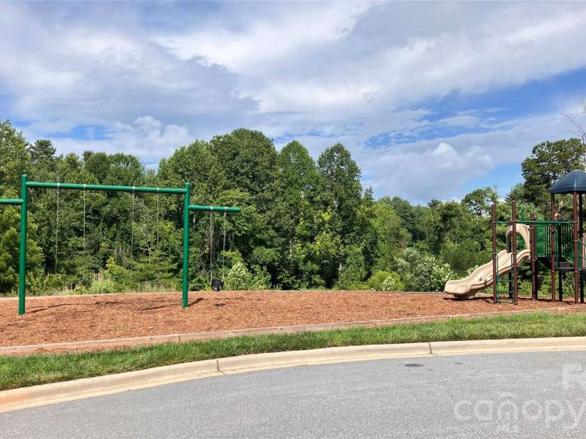 1017 Baldwin Commons Drive, Arden, NC 28704.  MLS# CAR4407131, YatesRealty ID 39643. 