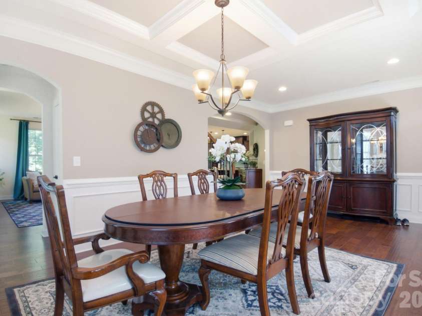 8306 Early Bird Way, Charlotte, NC 28227.  MLS# CAR4405672, YatesRealty ID 39644. Dining Area