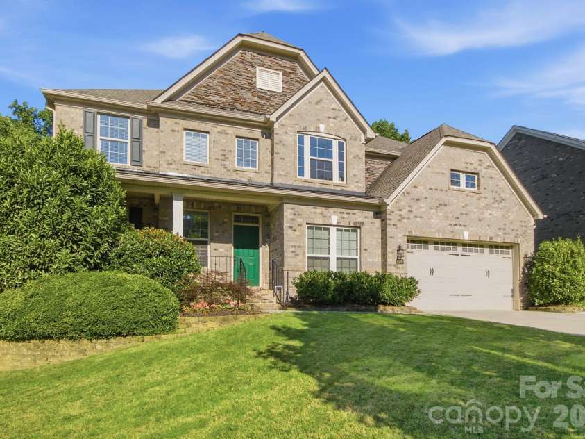 8306 Early Bird Way, Charlotte, NC 28227.  MLS# CAR4405672, YatesRealty ID 39644. Front Exterior