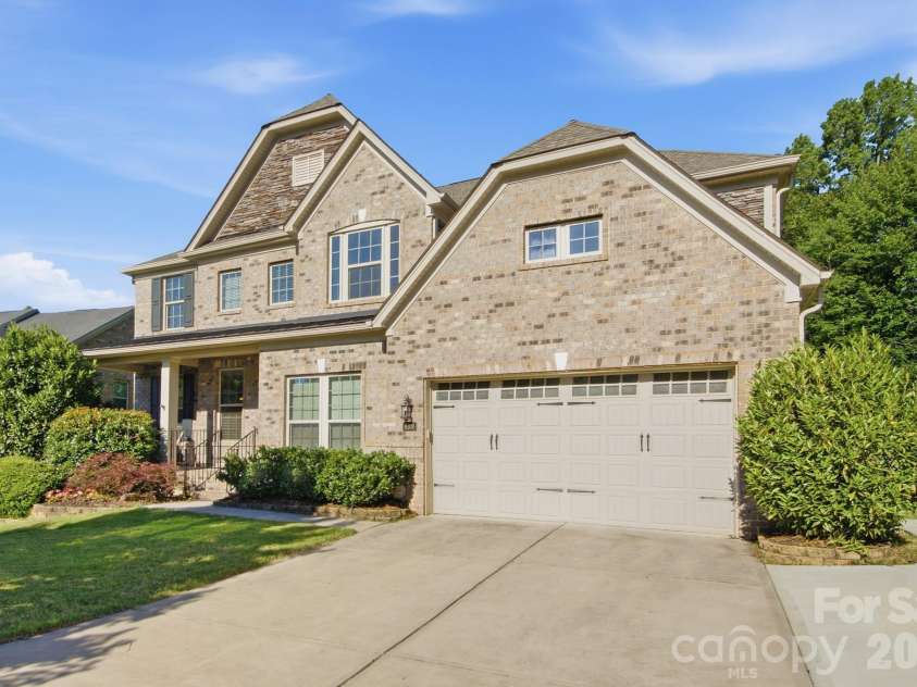 8306 Early Bird Way, Charlotte, NC 28227.  MLS# CAR4405672, YatesRealty ID 39644. Front Exterior