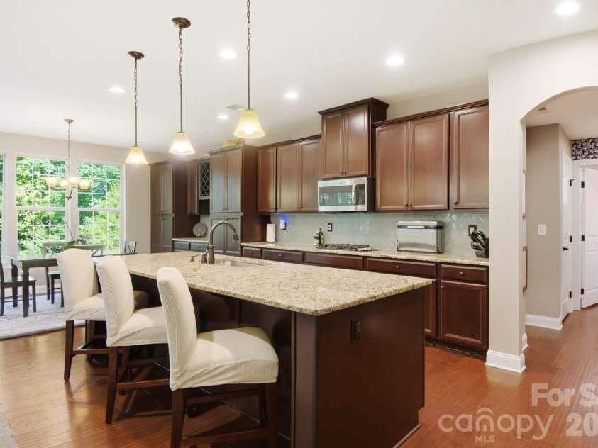 8306 Early Bird Way, Charlotte, NC 28227.  MLS# CAR4405672, YatesRealty ID 39644. Kitchen