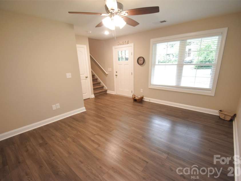 921 Pineridge Street, Concord, NC 28025.  MLS# CAR4407279, YatesRealty ID 39645. 