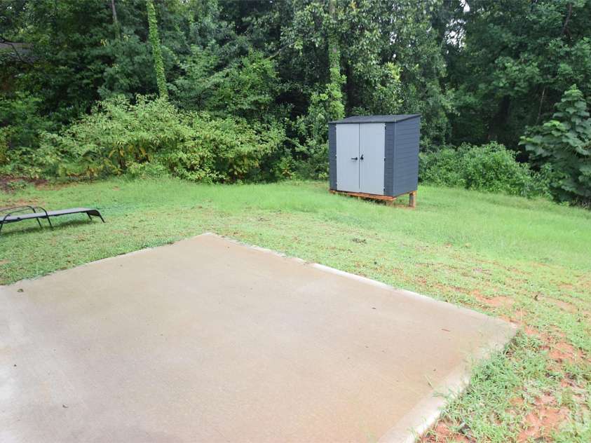921 Pineridge Street, Concord, NC 28025.  MLS# CAR4407279, YatesRealty ID 39645. 