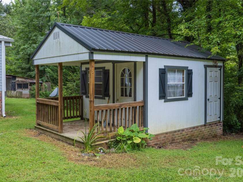 703 Chapel Hill Church Road, Denton, NC 27239.  MLS# CAR4407033, YatesRealty ID 39648. Storage building