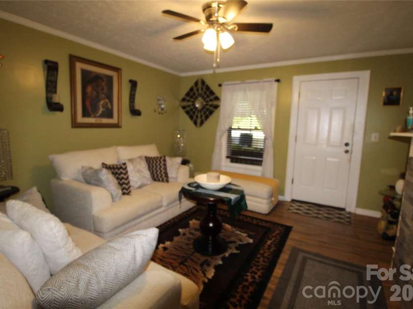 438 Folk Street, Lenoir, NC 28645.  MLS# CAR4405915, YatesRealty ID 39649. 
