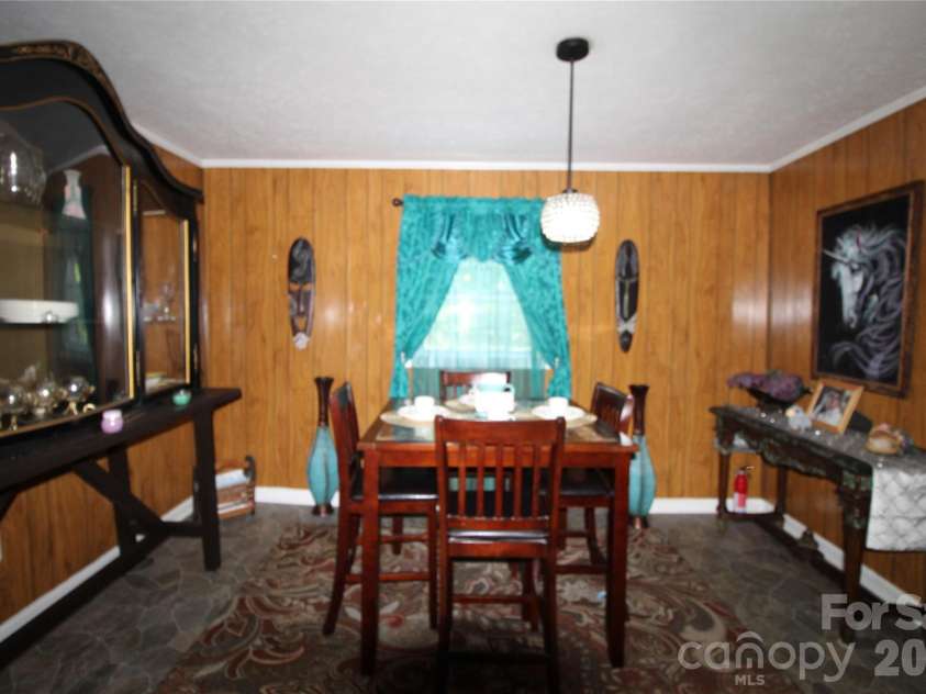 438 Folk Street, Lenoir, NC 28645.  MLS# CAR4405915, YatesRealty ID 39649. 