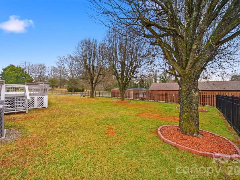 2336 21st Avenue, Hickory, NC 28601.  MLS# CAR4330468, YatesRealty ID 3965. 