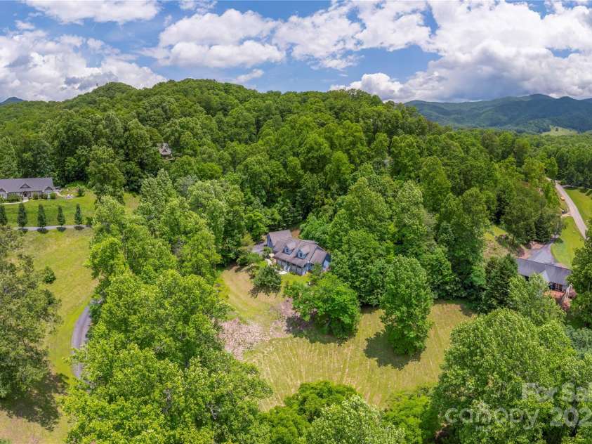 98 Choga Ridge, Whittier, NC 28789.  MLS# CAR4270600, YatesRealty ID 3965. 