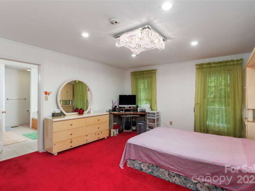 98 Choga Ridge, Whittier, NC 28789.  MLS# CAR4270600, YatesRealty ID 3965. 