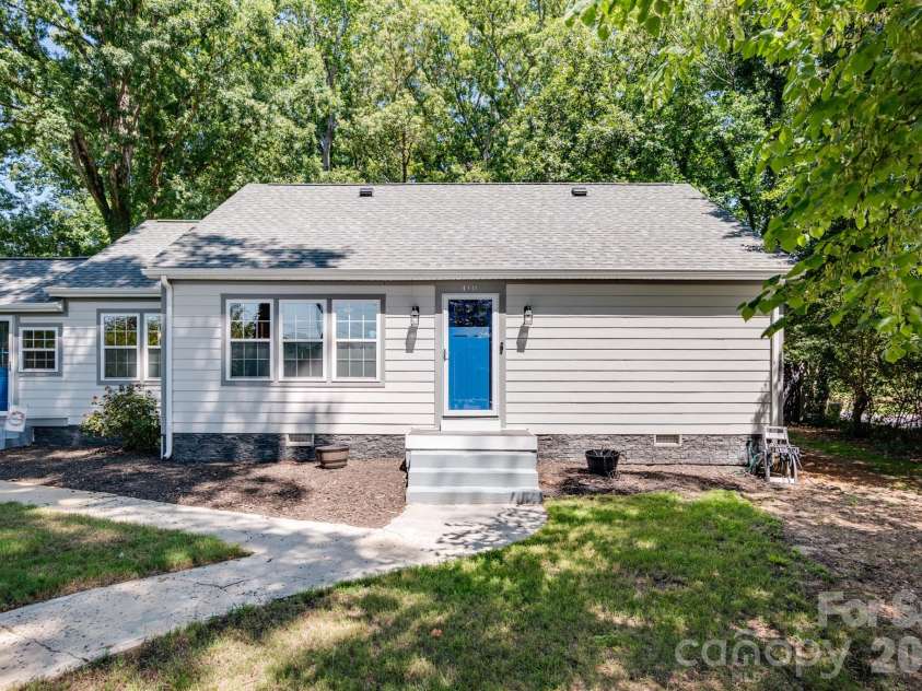 410 Cannon Boulevard, Kannapolis, NC 28083.  MLS# CAR4389804, YatesRealty ID 39651. 