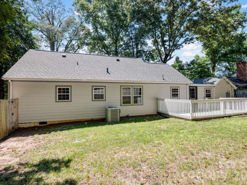 410 Cannon Boulevard, Kannapolis, NC 28083.  MLS# CAR4389804, YatesRealty ID 39651. 