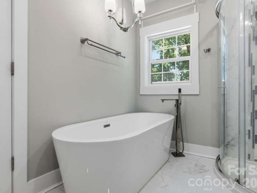 410 Cannon Boulevard, Kannapolis, NC 28083.  MLS# CAR4389804, YatesRealty ID 39651. 