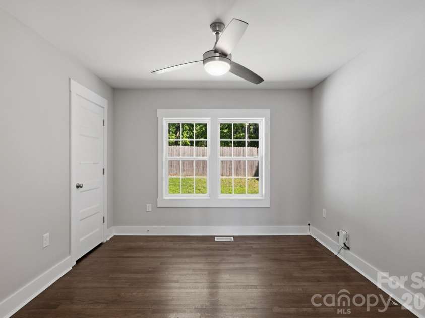 410 Cannon Boulevard, Kannapolis, NC 28083.  MLS# CAR4389804, YatesRealty ID 39651. 