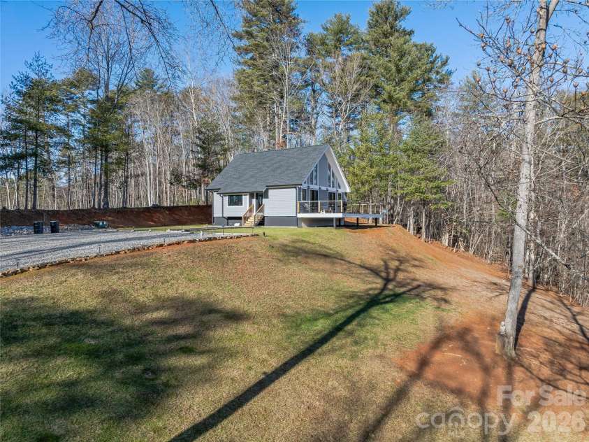 143 Fox Grape Hollow Road, Mars Hill, NC 28754.  MLS# CAR4397871, YatesRealty ID 39652. 