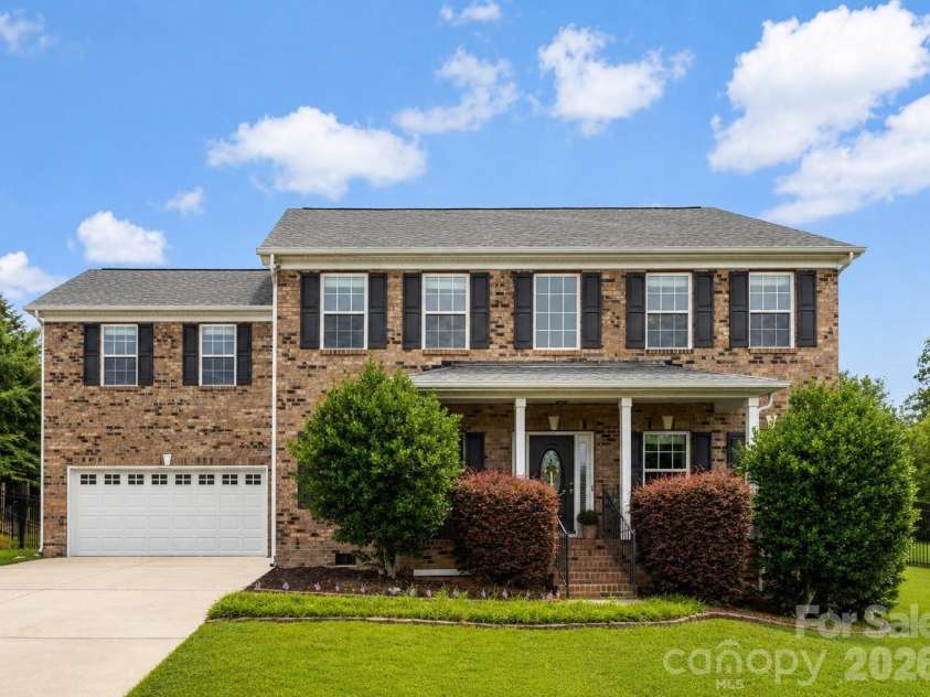 1086 Arrowhead Drive, Concord, NC 28025.  MLS# CAR4397947, YatesRealty ID 39653. 