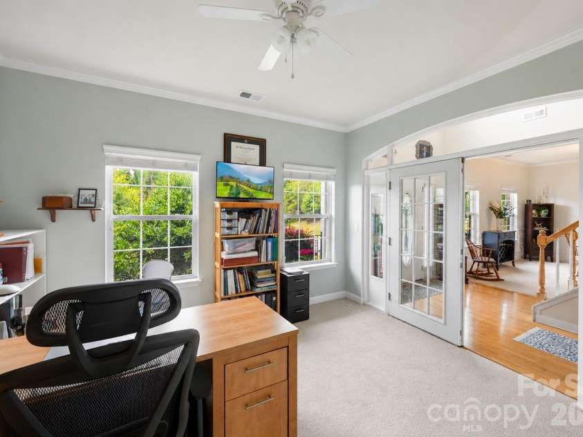1086 Arrowhead Drive, Concord, NC 28025.  MLS# CAR4397947, YatesRealty ID 39653. 
