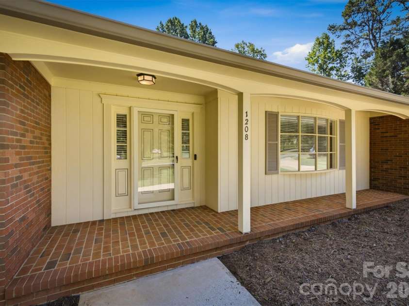 1208 35th Street Place, Conover, NC 28613.  MLS# CAR4405969, YatesRealty ID 39654. 
