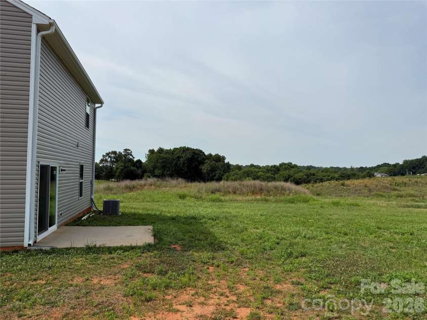 134 Peppervine Lane, Statesville, NC 28625.  MLS# CAR4406623, YatesRealty ID 39655. 