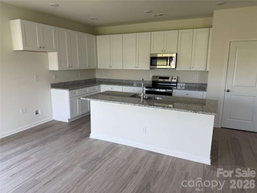 134 Peppervine Lane, Statesville, NC 28625.  MLS# CAR4406623, YatesRealty ID 39655. 