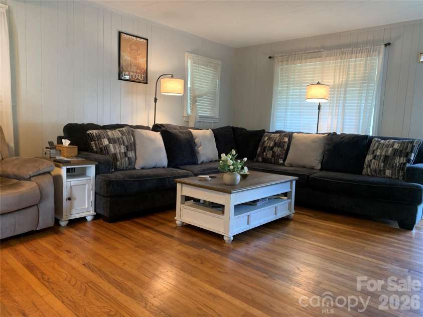 3300 Sheely Road, Lenoir, NC 28645.  MLS# CAR4399901, YatesRealty ID 39659. 