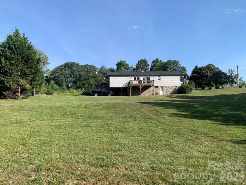 3300 Sheely Road, Lenoir, NC 28645.  MLS# CAR4399901, YatesRealty ID 39659. 