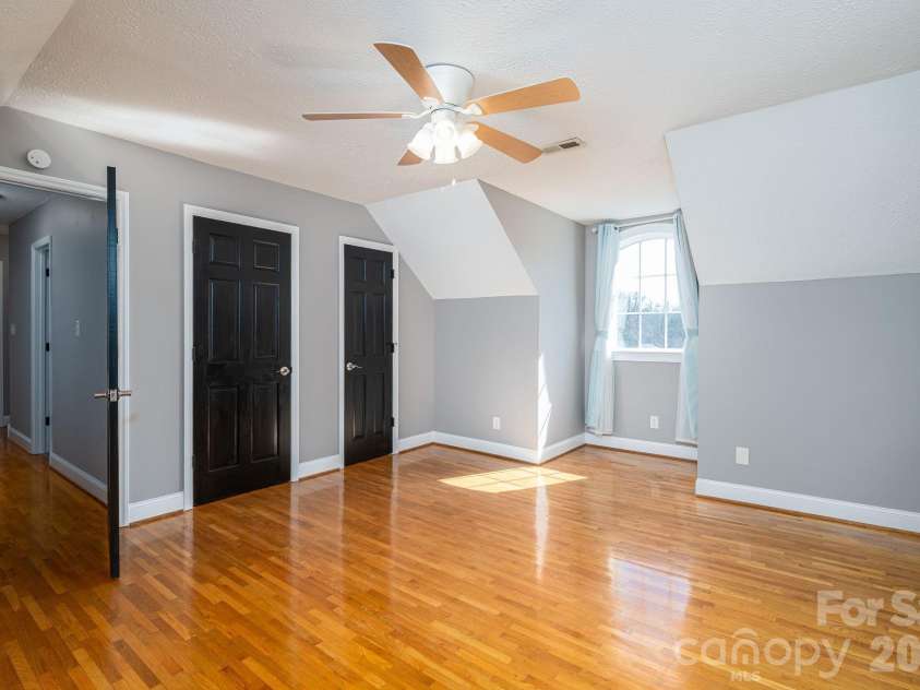2617 Surrey Drive, Lincolnton, NC 28092.  MLS# CAR4347781, YatesRealty ID 3966. 