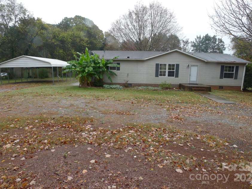 4338 US 158 Highway Highway, Advance, NC 27006.  MLS# CAR4318167, YatesRealty ID 3966. 