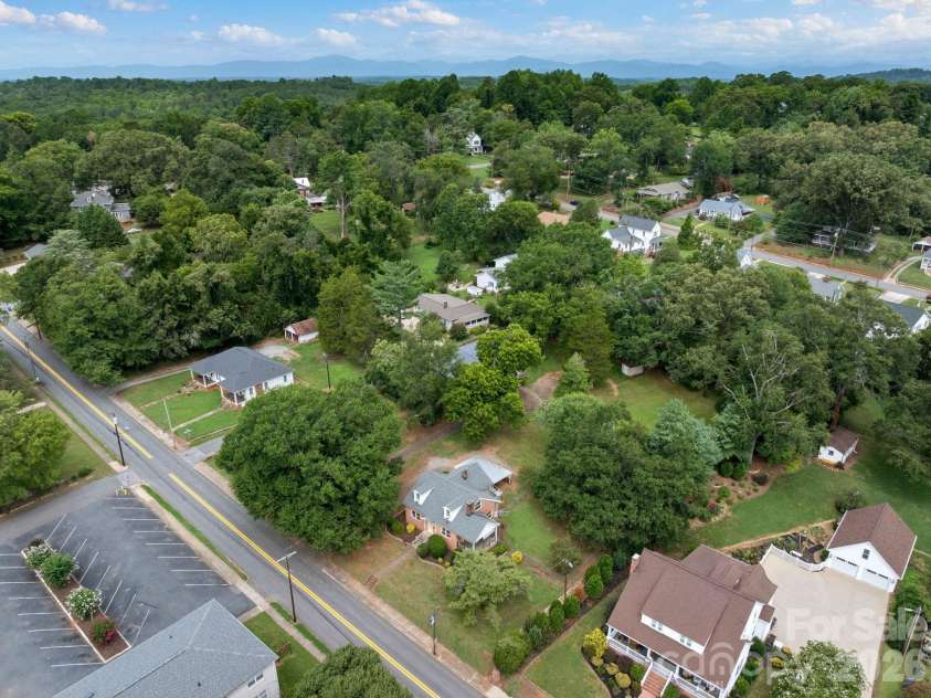 232 Maple Street, Rutherfordton, NC 28139.  MLS# CAR4407225, YatesRealty ID 39661. 