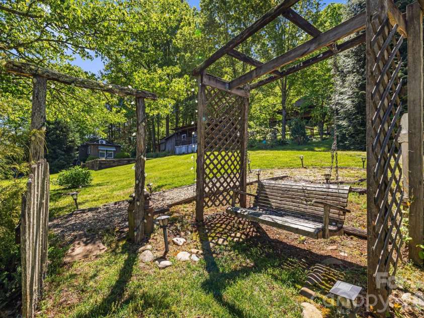 107  111 Hougie Heaven Lane, Franklin, NC 28734.  MLS# CAR4407201, YatesRealty ID 39662. 