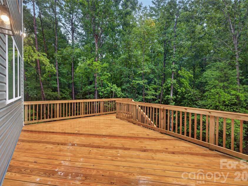 1260 Wilma Drive, Lancaster, SC 29720.  MLS# CAR4407323, YatesRealty ID 39663. 
