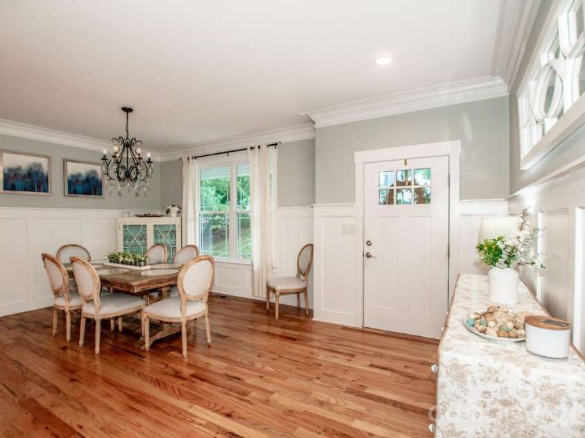 155 Wood Acre Drive, Mooresville, NC 28115.  MLS# CAR4398730, YatesRealty ID 39664. Open concept great room, dining, and kitchen