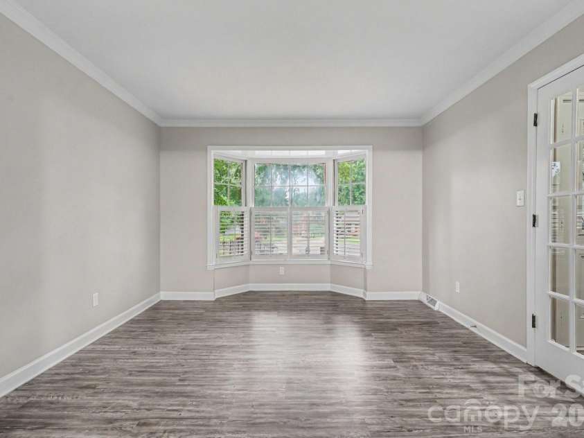 5505 Trossacks Court, Charlotte, NC 28212.  MLS# CAR4404554, YatesRealty ID 39666. 