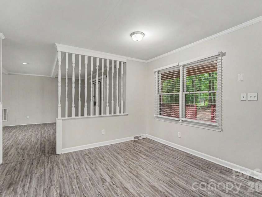 5505 Trossacks Court, Charlotte, NC 28212.  MLS# CAR4404554, YatesRealty ID 39666. 