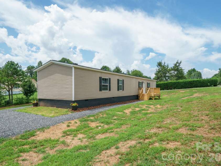 4059 Beach Road, Hudson, NC 28638.  MLS# CAR4407103, YatesRealty ID 39668. 