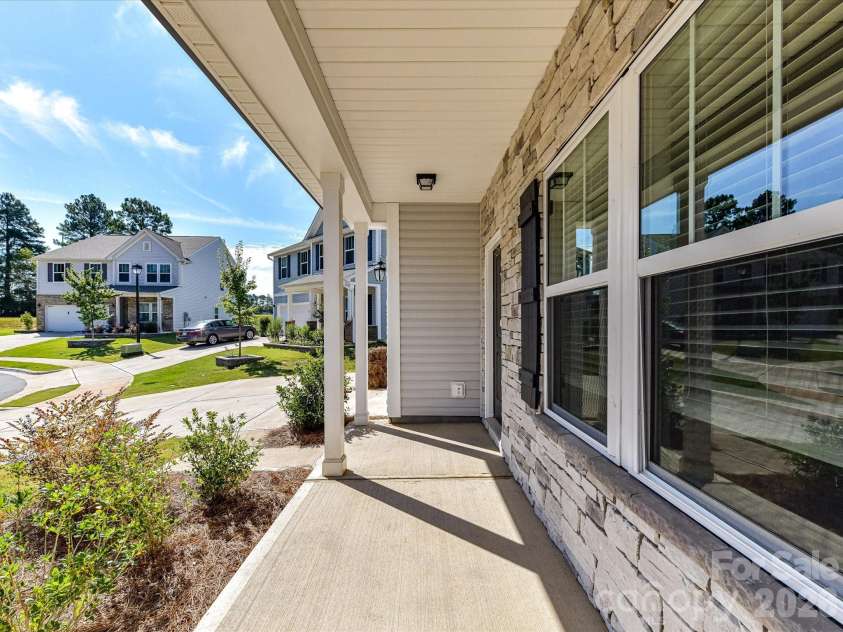 104 Trissy Court, Statesville, NC 28625.  MLS# CAR4407366, YatesRealty ID 39669. 
