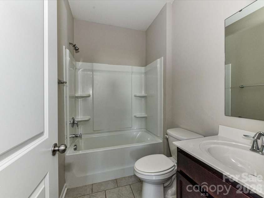 104 Trissy Court, Statesville, NC 28625.  MLS# CAR4407366, YatesRealty ID 39669. 